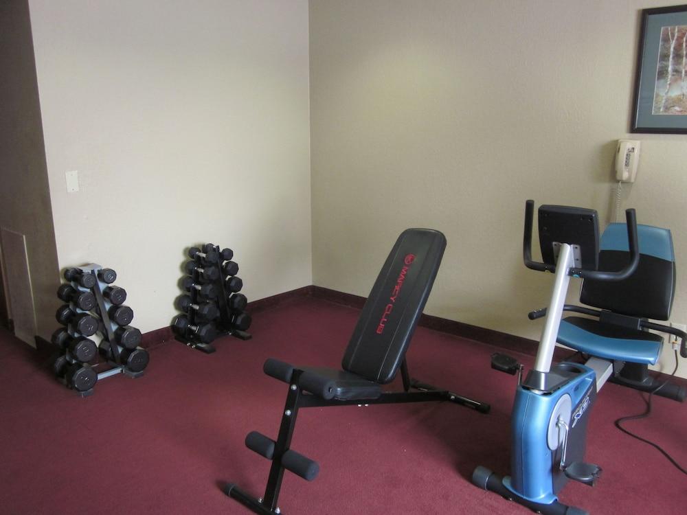 Quality Inn Upper Sandusky Bagian luar foto