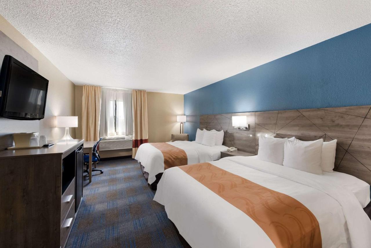 Quality Inn Upper Sandusky Bagian luar foto