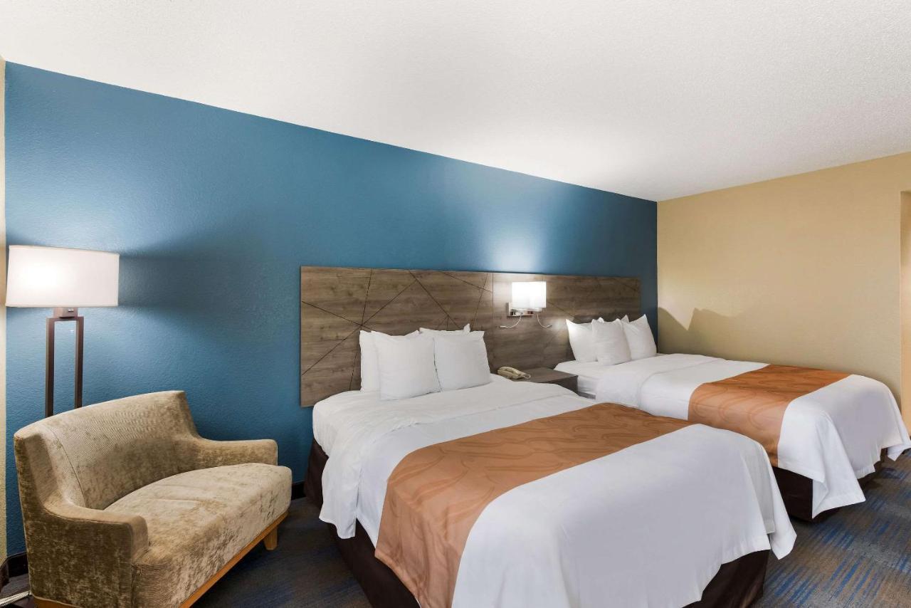 Quality Inn Upper Sandusky Bagian luar foto