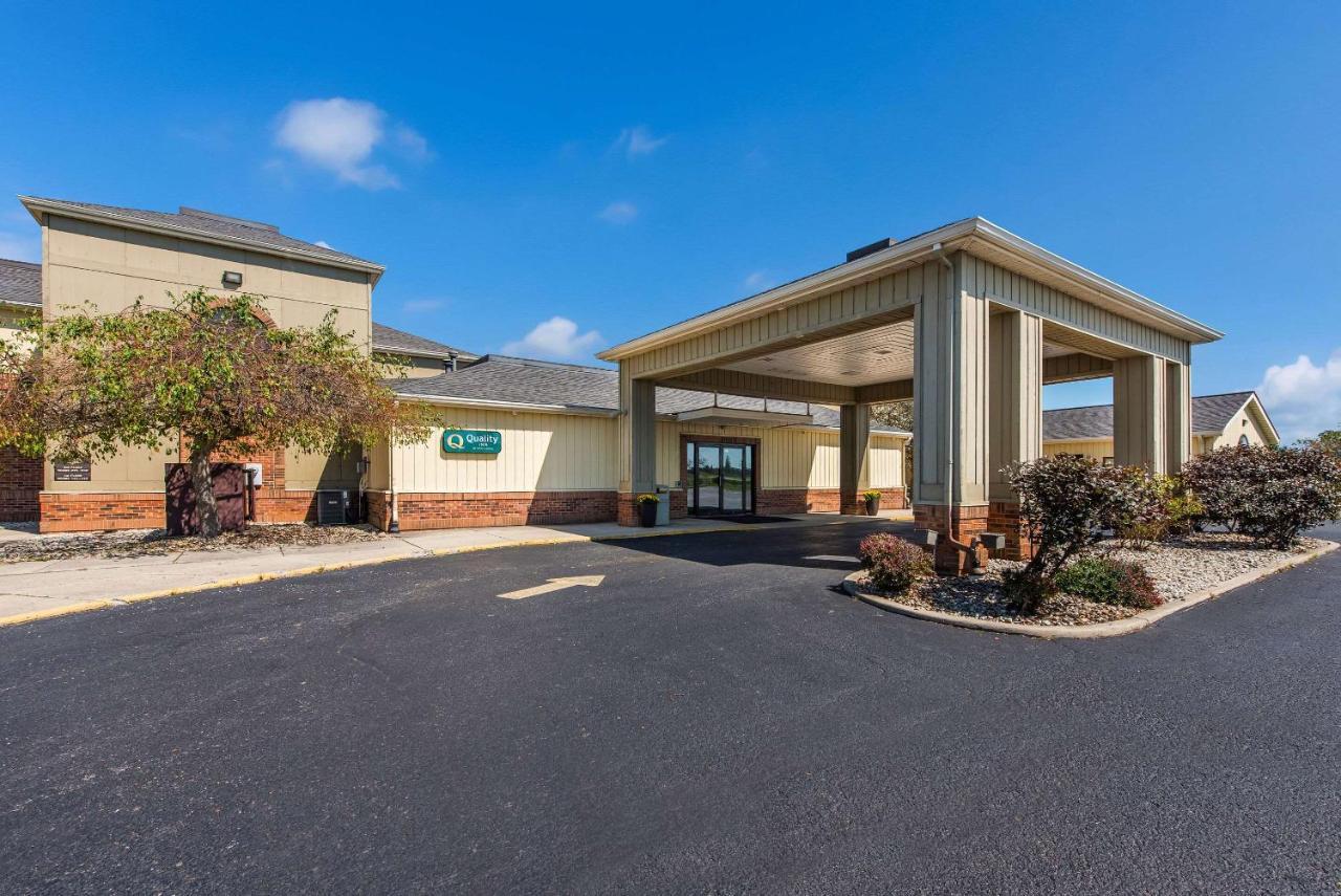Quality Inn Upper Sandusky Bagian luar foto